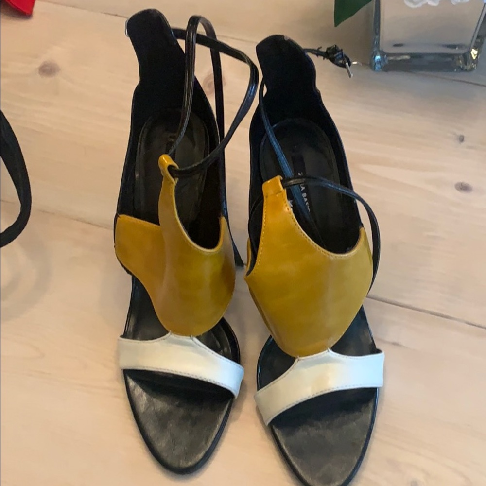 Zara mustard yellow white black strappy sandals